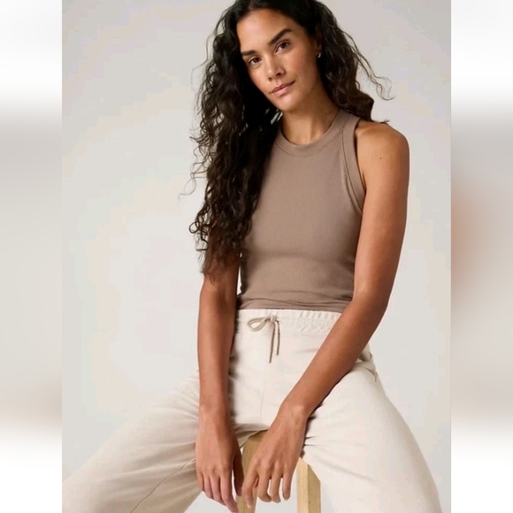 Athleta Seasoft Midrise Straight Crop In Abalone. EUC. #982929 - Picture 2 of 9